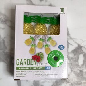 NIB Garden Party Pineapple LED String Light Set 10 Lights Indoor 4.5’